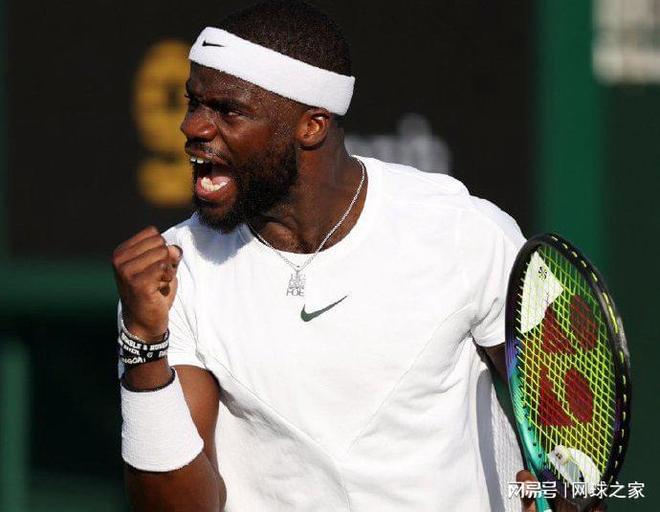 因此被冠以 因此被冠以