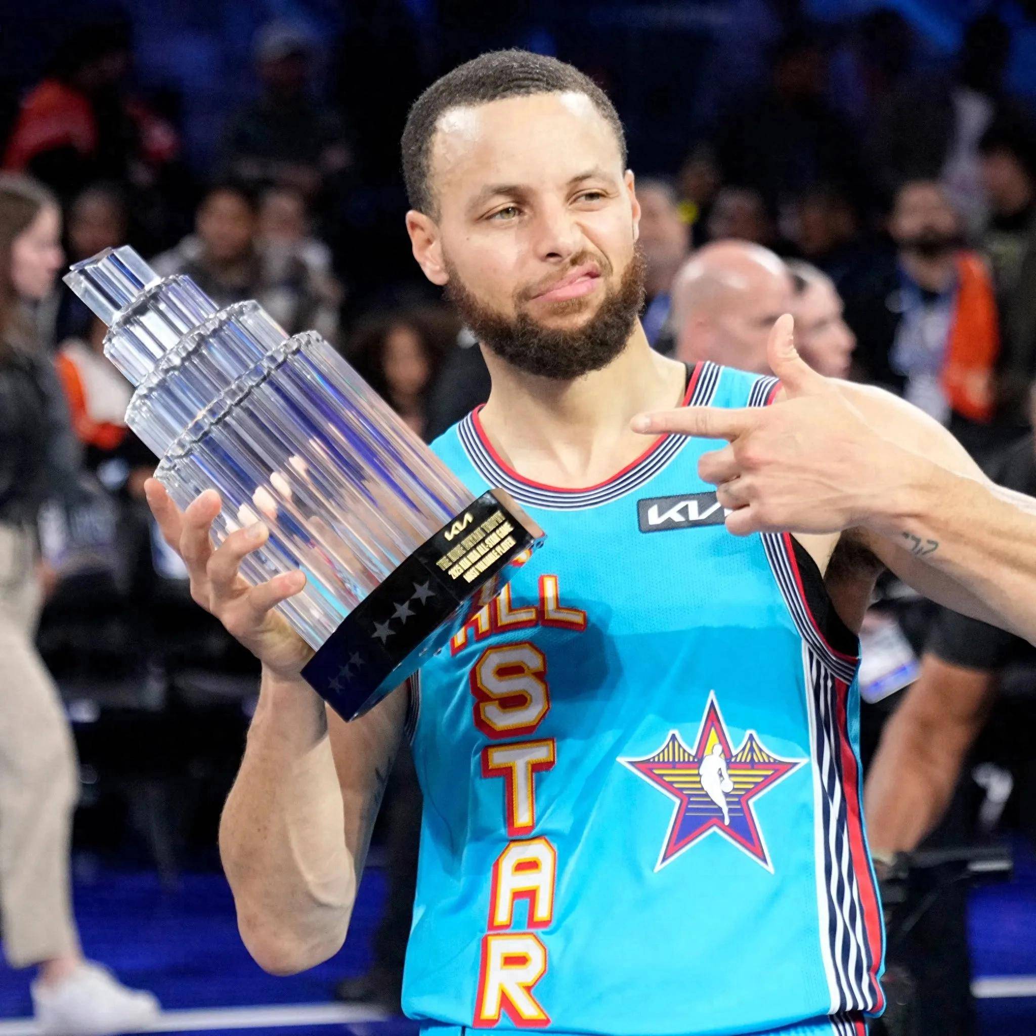 险胜奥莫尼 险胜奥莫尼